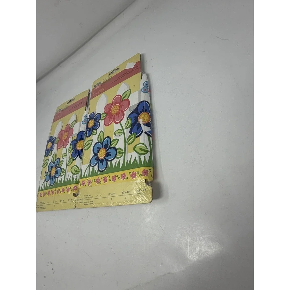 Vtg Restore & Restyle Kids‎ Wall Border White Picket Fence Flowers 2 Packs 30ft